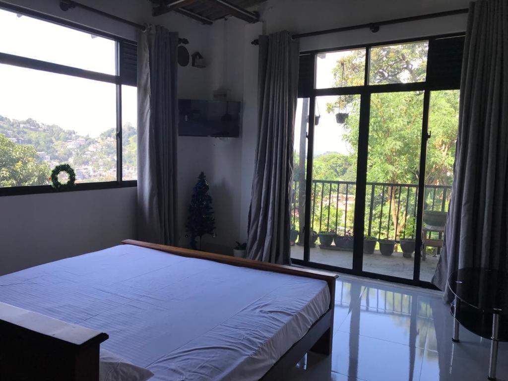 S V Homestay Κάντι Εξωτερικό φωτογραφία
